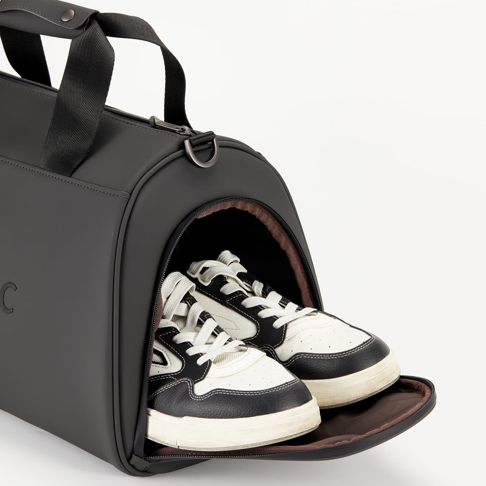 Storovic™ Odor-Control Smart Sports Bag